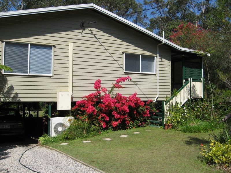 10 Sabot St, Russell Island QLD 4184