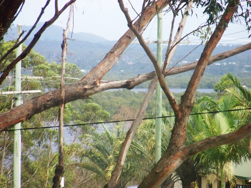 98 Channel St, Russell Island QLD 4184