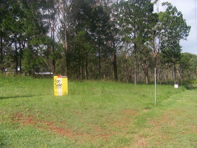 15 Oak St, Russell Island QLD 4184