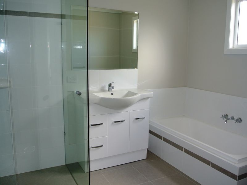 3 Hakea St, Russell Island QLD 4184