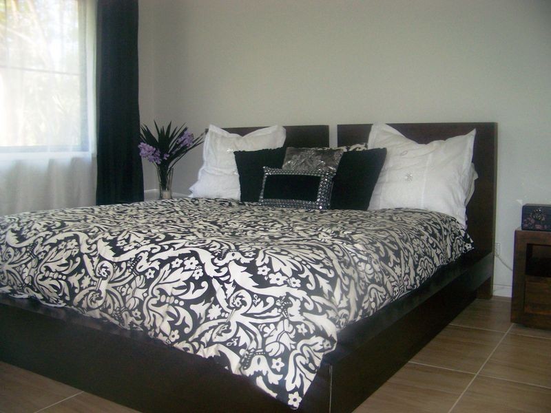 30 Taylor St, Russell Island QLD 4184