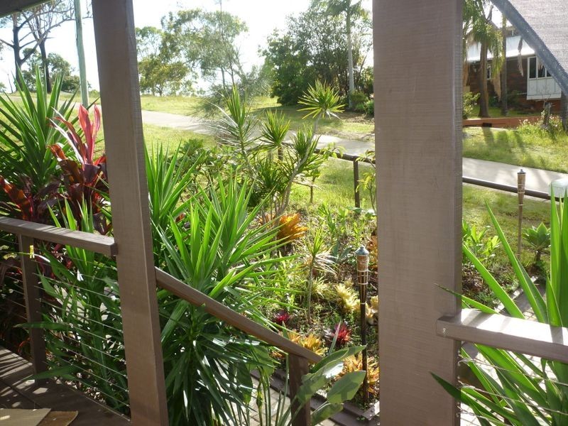 12 Yacht St, Russell Island QLD 4184