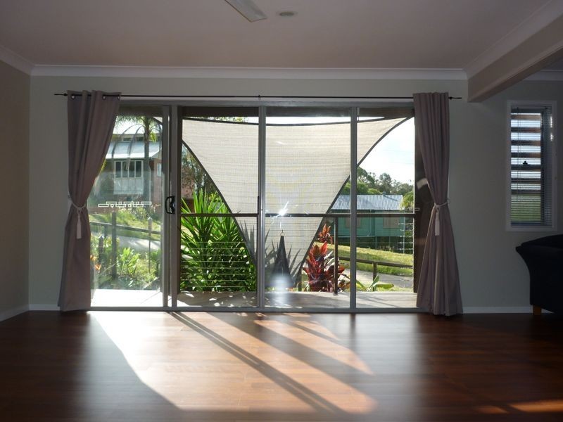 12 Yacht St, Russell Island QLD 4184