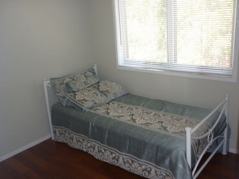 12 Yacht St, Russell Island QLD 4184