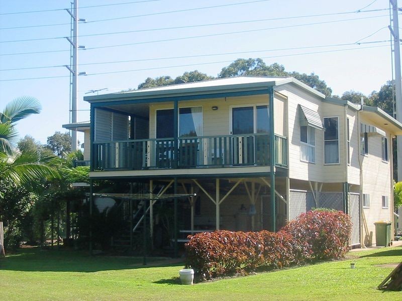 100 Canaipa Point, Russell Island QLD 4184