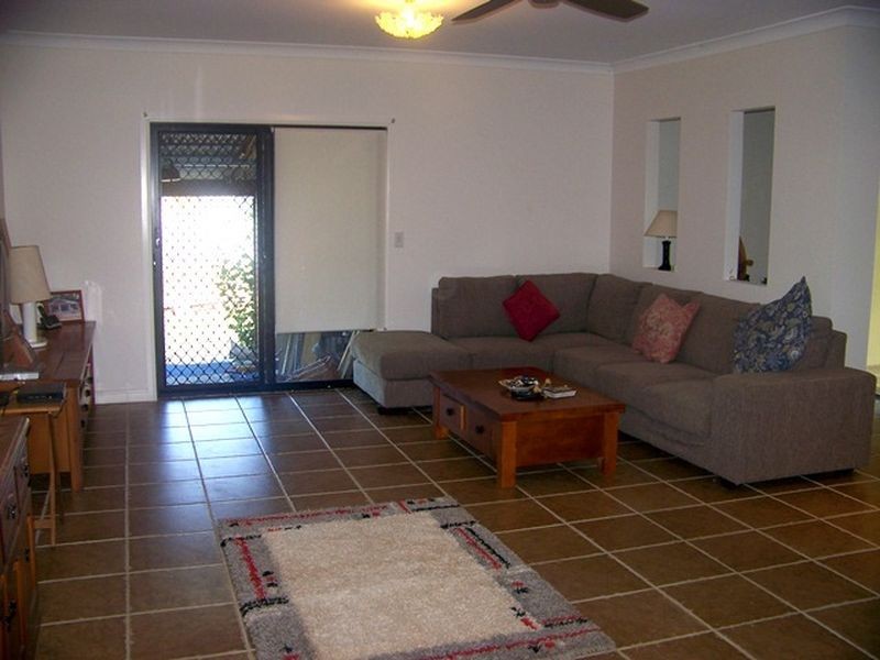 71 Channel St, Russell Island QLD 4184