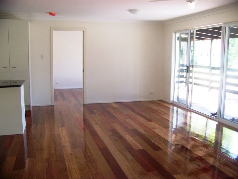 4 Reading St, Russell Island QLD 4184