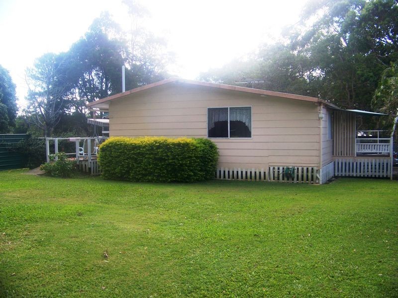 15 Lowther Street, Russell Island QLD 4184