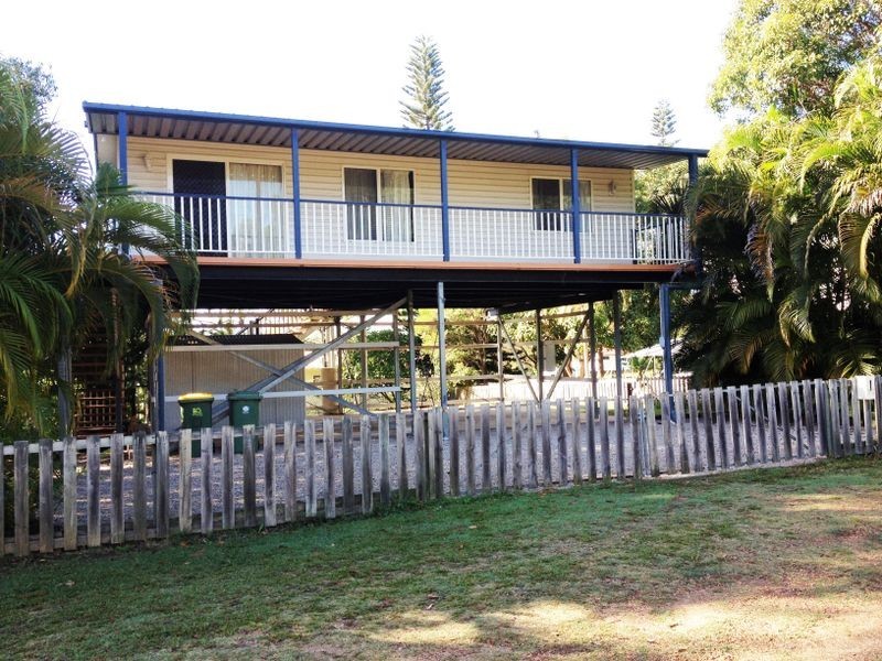 12 Guthrie St, Russell Island QLD 4184