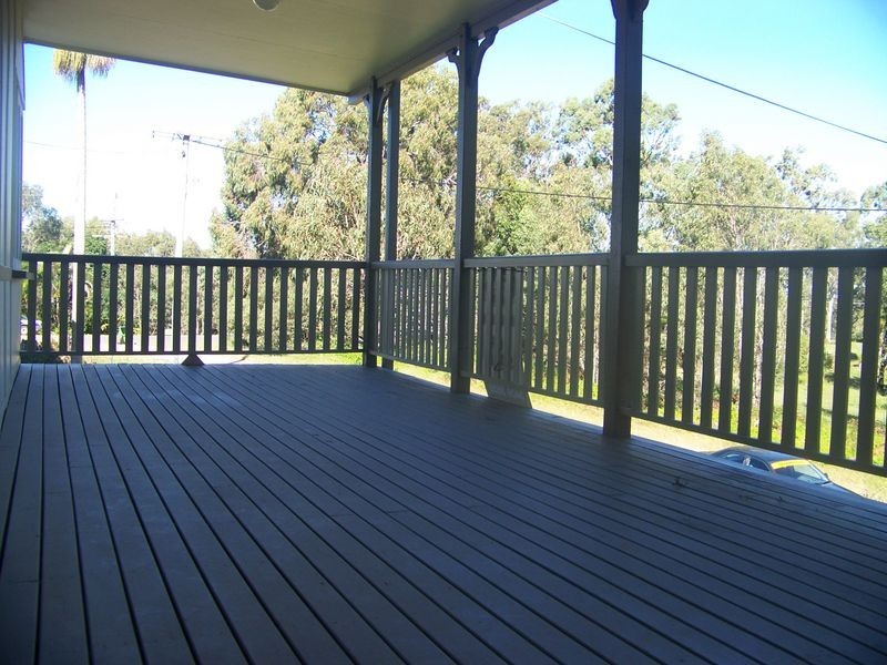 5 The Tor Walk, Russell Island QLD 4184