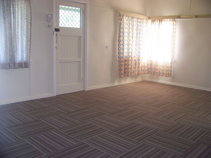 5 The Tor Walk, Russell Island QLD 4184
