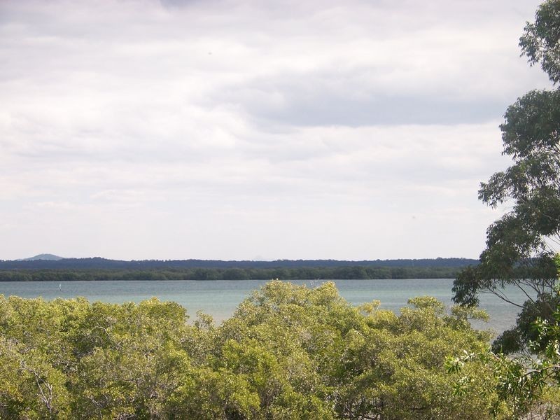 54 Deenya Pde, Russell Island QLD 4184