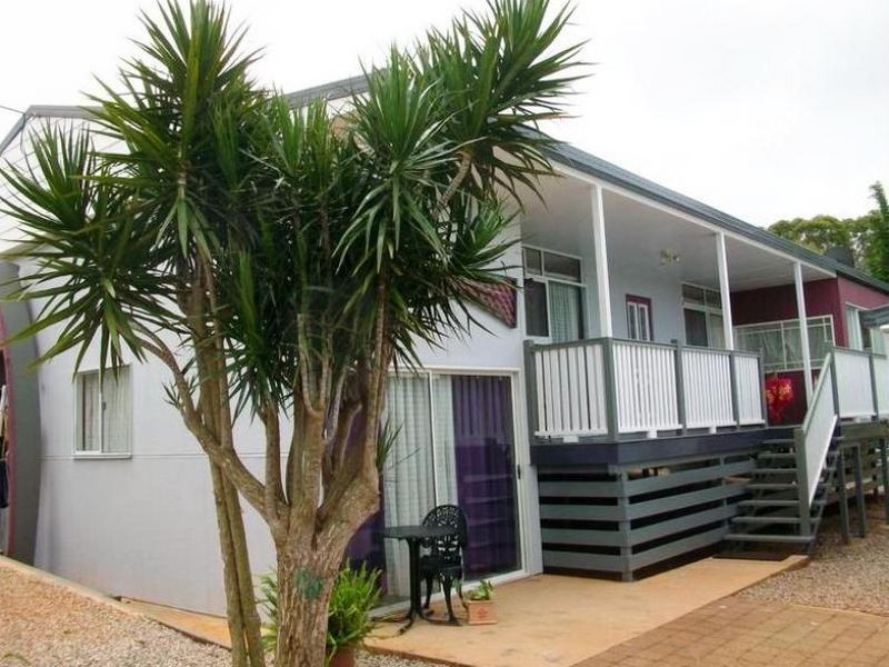 9 Pharlap St, Russell Island QLD 4184