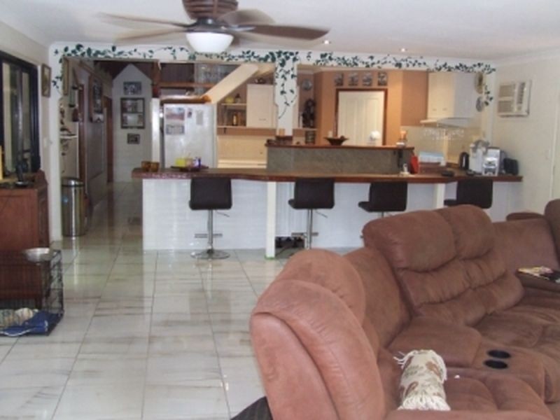 72 Channel St, Russell Island QLD 4184