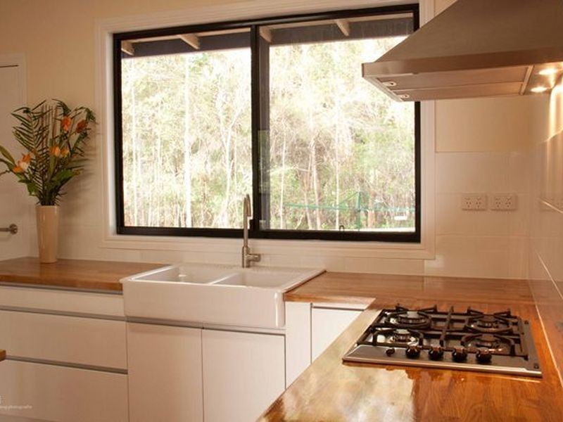 20 Villa Wood Rd, Russell Island QLD 4184