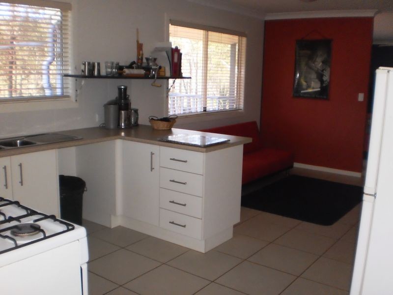 12 Maroondah St, Russell Island QLD 4184