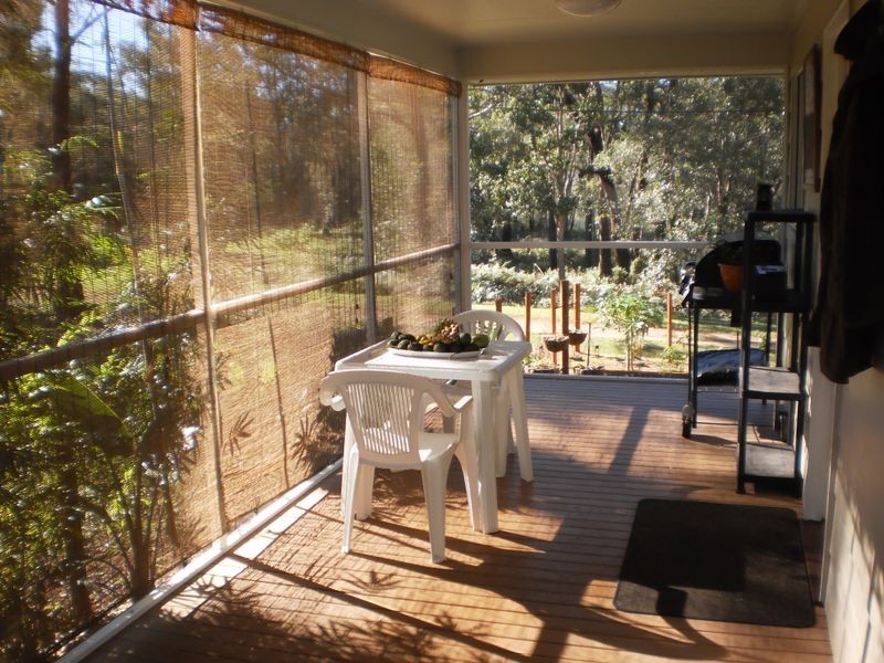 12 Maroondah St, Russell Island QLD 4184