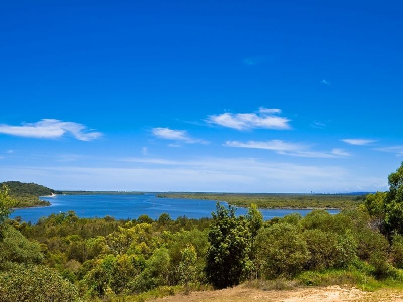 36 Crescent Dve, Russell Island QLD 4184