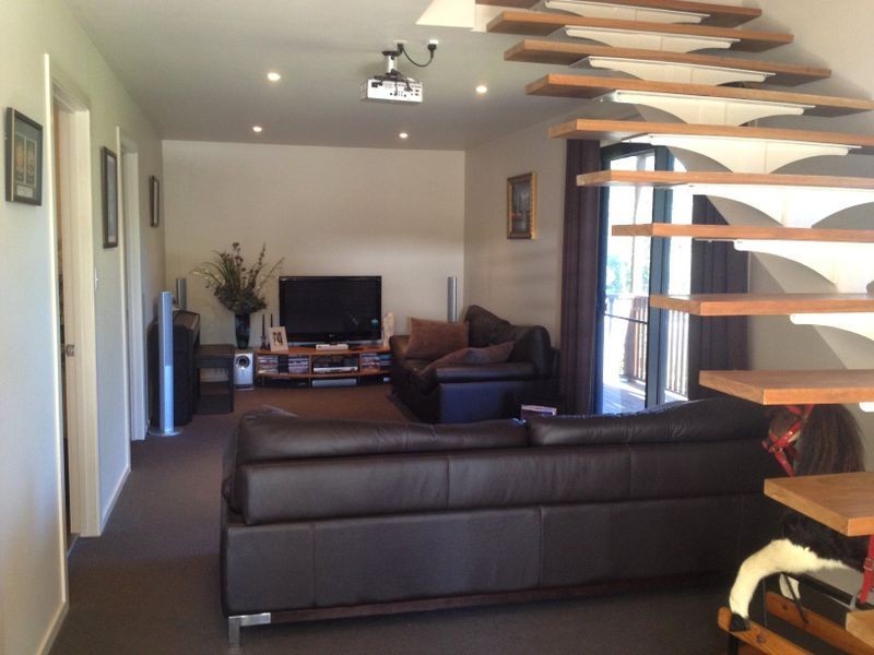 72 Tahlin Dve, Russell Island QLD 4184