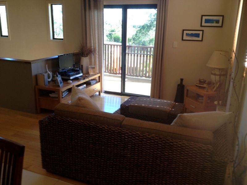 72 Tahlin Dve, Russell Island QLD 4184