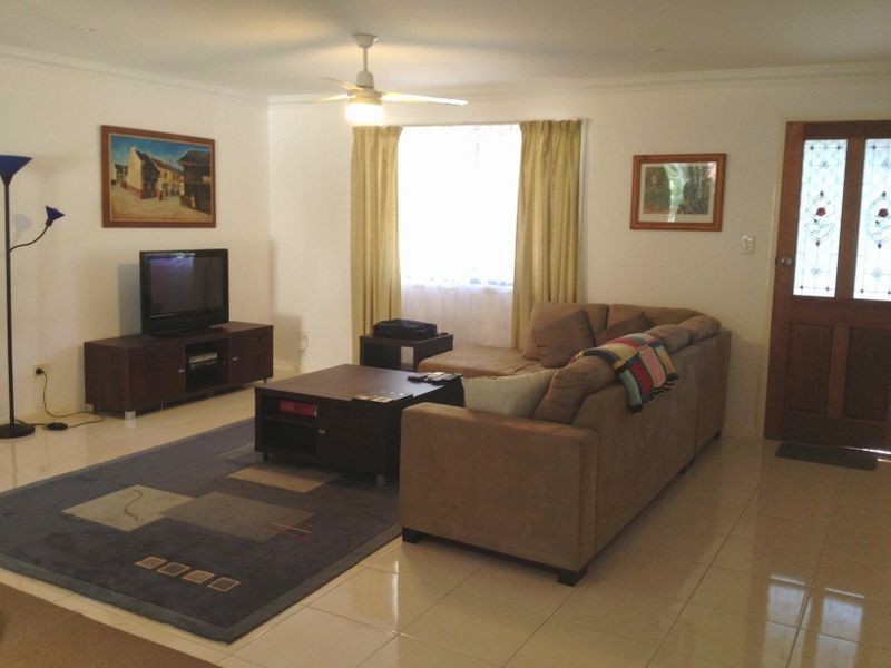 45 Channel St, Russell Island QLD 4184