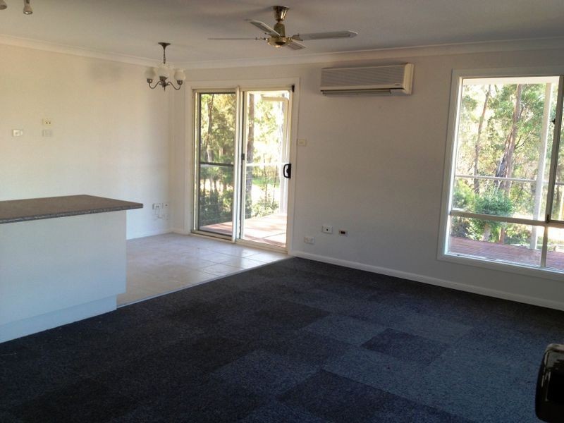 3 Titania St, Russell Island QLD 4184