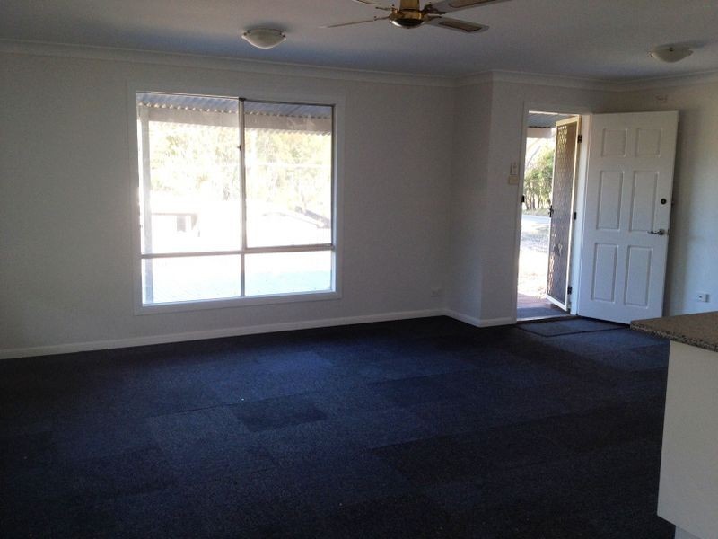 3 Titania St, Russell Island QLD 4184