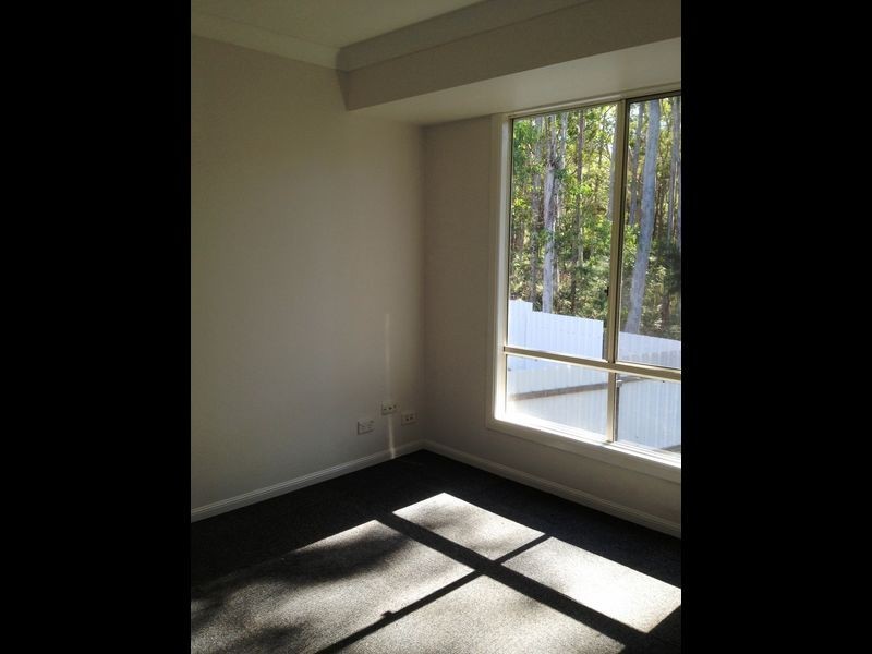 3 Titania St, Russell Island QLD 4184