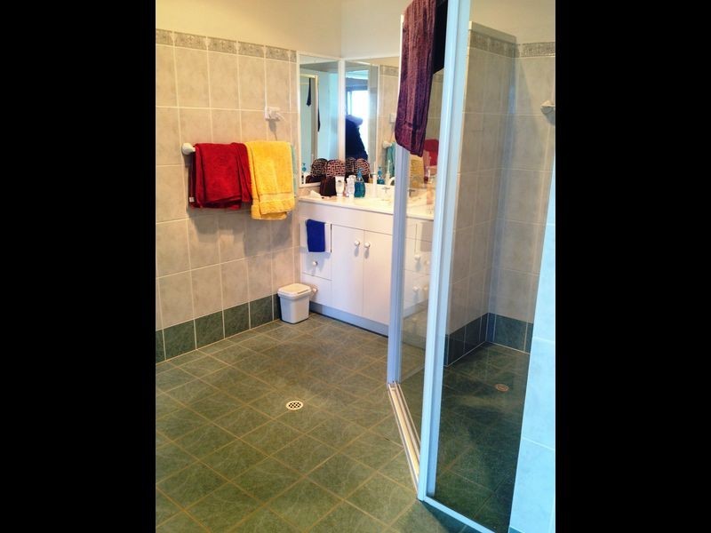 35 Bay Dve, Russell Island QLD 4184