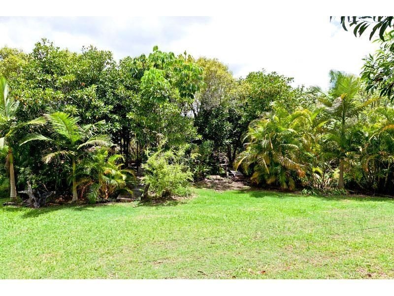 35 Bay Dve, Russell Island QLD 4184
