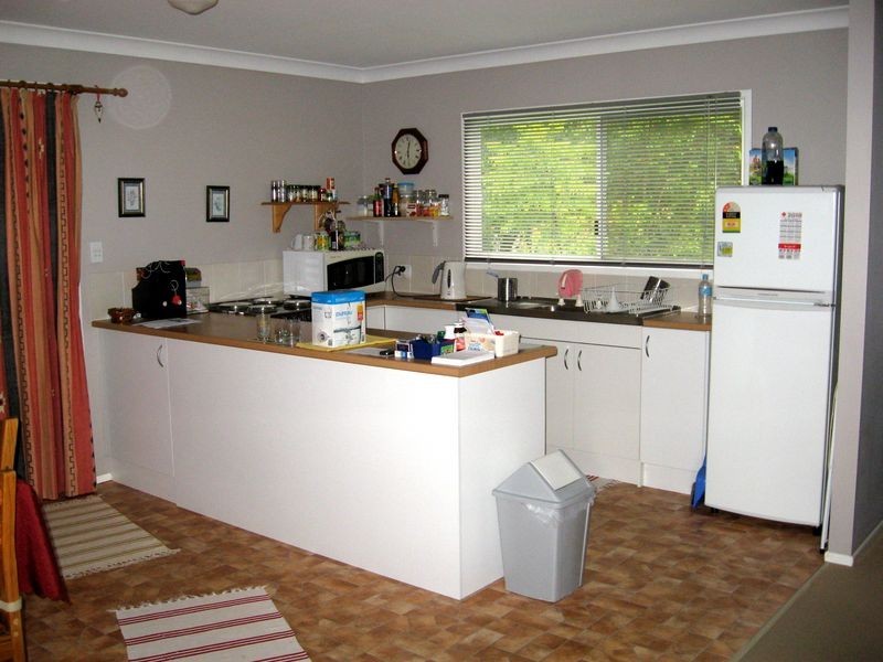 10 Sabot St, Russell Island QLD 4184