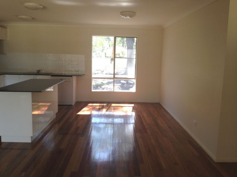 11 Saturn Street, Russell Island QLD 4184