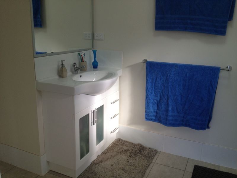 41 Little Cove Rd, Russell Island QLD 4184