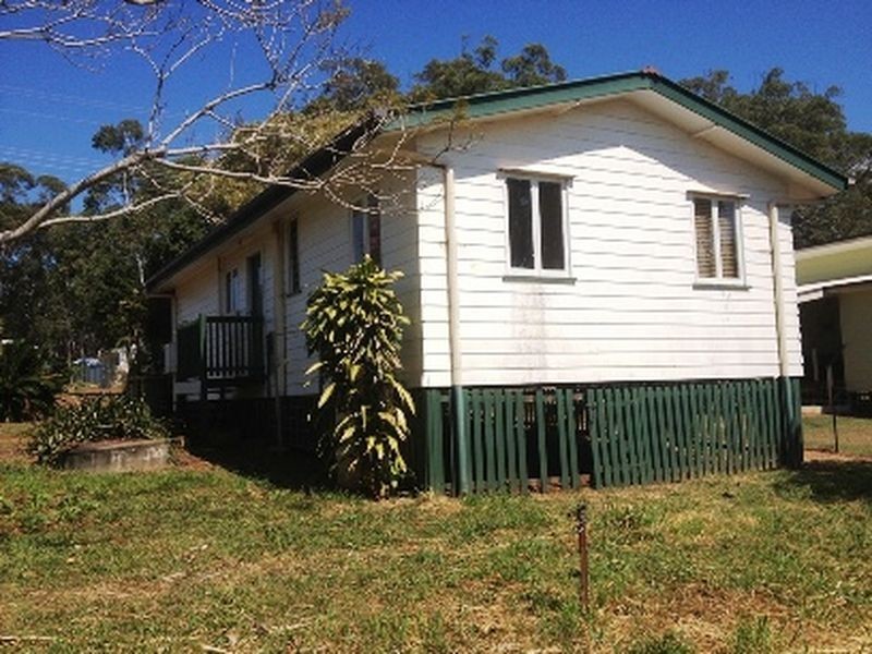 15 Jackson Rd, Russell Island QLD 4184