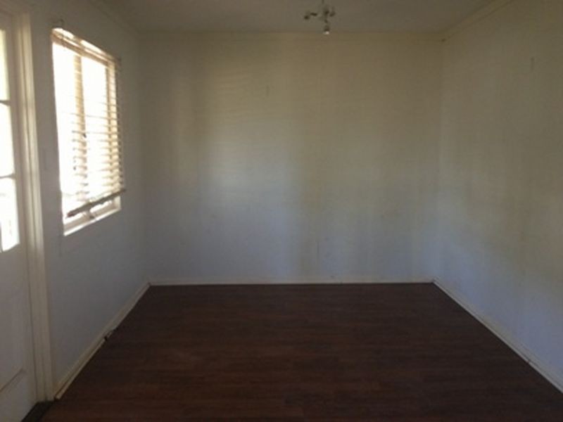 15 Jackson Rd, Russell Island QLD 4184