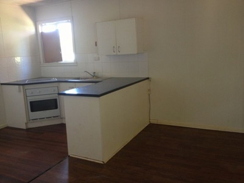 15 Jackson Rd, Russell Island QLD 4184