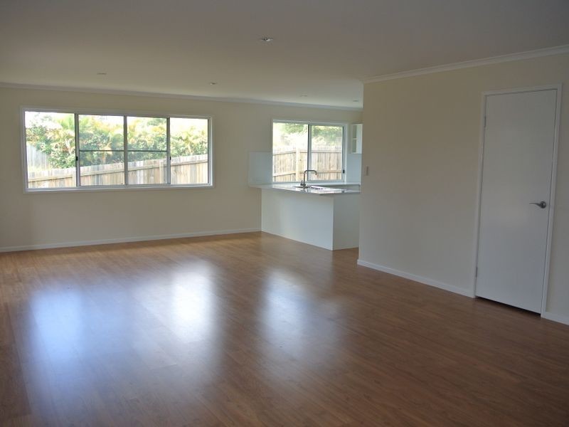 13 Laurel St, Russell Island QLD 4184