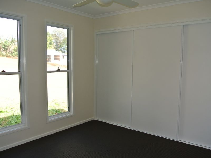 13 Laurel St, Russell Island QLD 4184