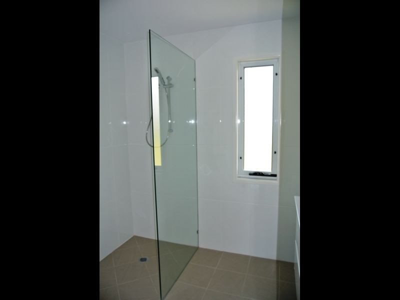 13 Laurel St, Russell Island QLD 4184