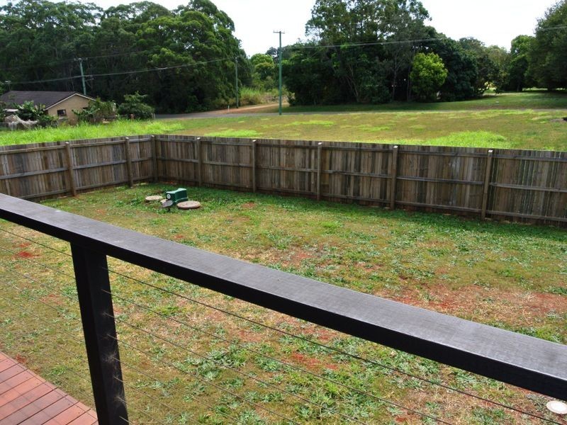 13 Laurel St, Russell Island QLD 4184