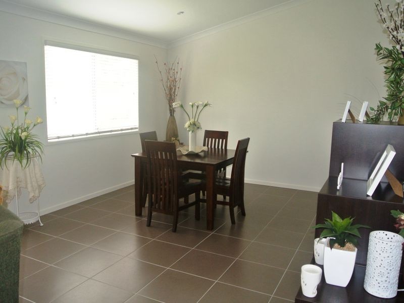 12 Waratah St, Russell Island QLD 4184