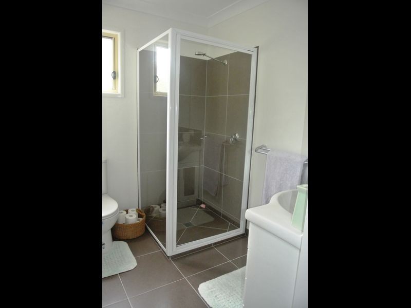 12 Waratah St, Russell Island QLD 4184