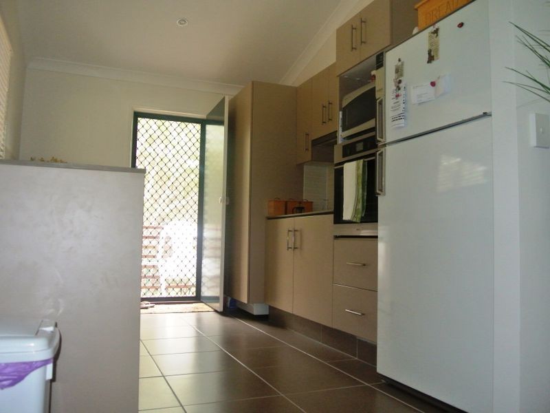 12 Waratah St, Russell Island QLD 4184