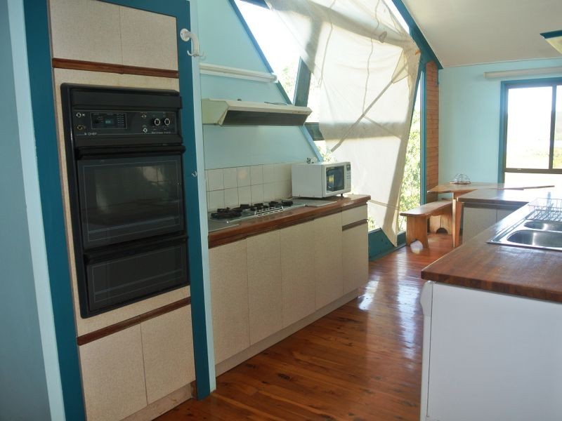 45 Aquamarine Ave, Russell Island QLD 4184