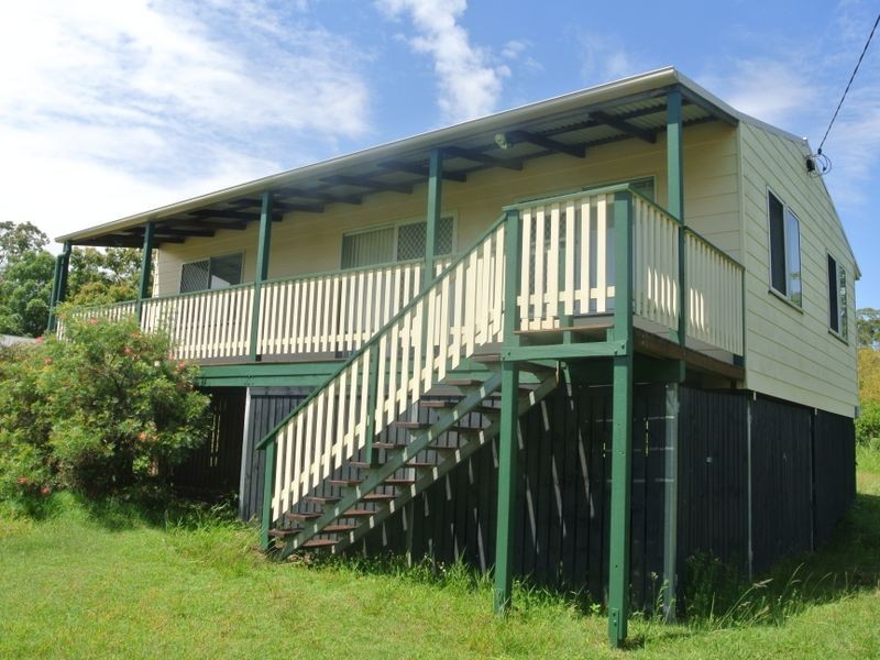 32 Woomera St, Russell Island QLD 4184