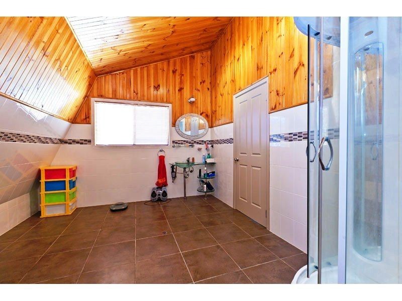 36 Canaipa Ridge Rd, Russell Island QLD 4184