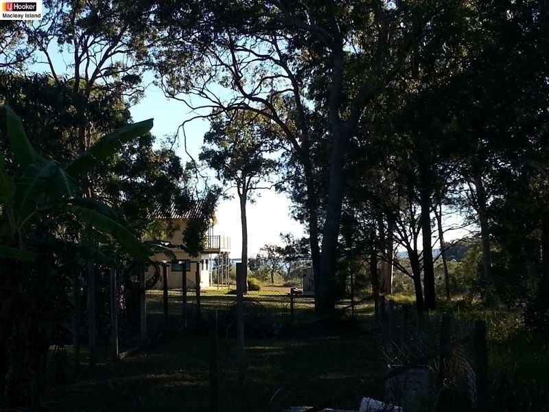 39 Canaipa Rd, Russell Island QLD 4184