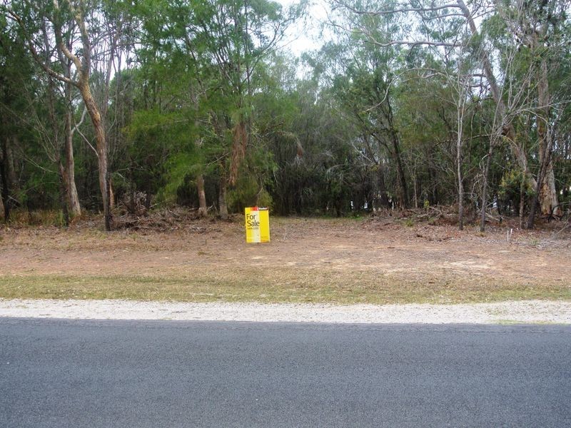 211 Centre Rd, Russell Island QLD 4184