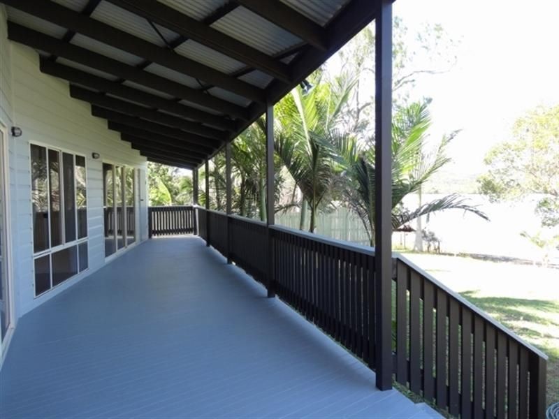 30 Oasis Dve, Russell Island QLD 4184