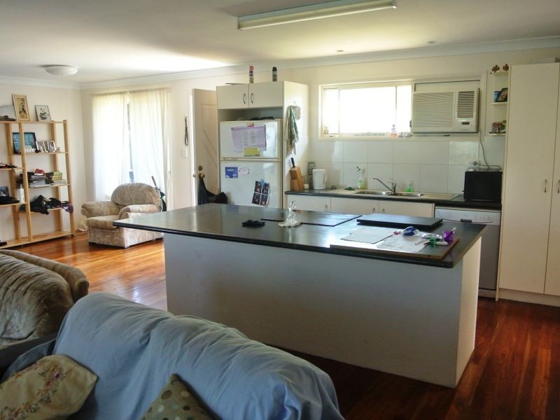 30 Oasis Dve, Russell Island QLD 4184